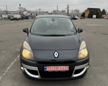 Серый Рено Сценик, объемом двигателя 1.6 л и пробегом 210 тыс. км за 7500 $, фото 3 на Automoto.ua