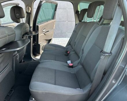 Сірий Рено Сценік, об'ємом двигуна 1.4 л та пробігом 179 тис. км за 6399 $, фото 14 на Automoto.ua