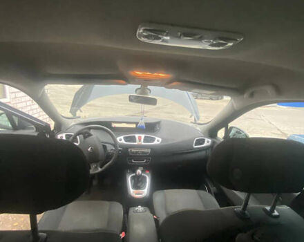 Сірий Рено Сценік, об'ємом двигуна 1.9 л та пробігом 184 тис. км за 7800 $, фото 23 на Automoto.ua