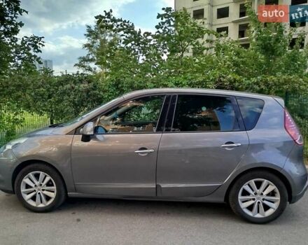 Рено Сценик 2010 в Киеве на Automoto.ua Серый Рено Сценик, объемом двигателя 1.5 л и пробегом 320 тыс. км за 7499 $, фото 1 на Automoto.ua