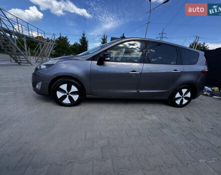Сірий Рено Сценік, об'ємом двигуна 1.4 л та пробігом 217 тис. км за 7900 $, фото 1 на Automoto.ua