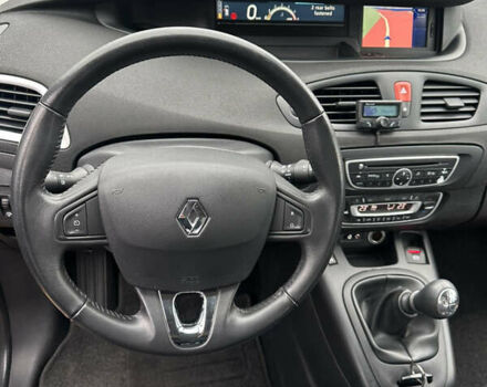 Сірий Рено Сценік, об'ємом двигуна 1.5 л та пробігом 263 тис. км за 6900 $, фото 7 на Automoto.ua