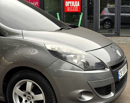 Сірий Рено Сценік, об'ємом двигуна 1.5 л та пробігом 240 тис. км за 7500 $, фото 1 на Automoto.ua