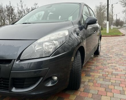 Сірий Рено Сценік, об'ємом двигуна 1.5 л та пробігом 263 тис. км за 6900 $, фото 3 на Automoto.ua