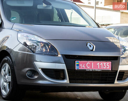 Серый Рено Сценик, объемом двигателя 1.5 л и пробегом 120 тыс. км за 8200 $, фото 6 на Automoto.ua