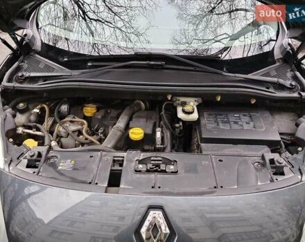 Серый Рено Сценик, объемом двигателя 1.46 л и пробегом 320 тыс. км за 6900 $, фото 2 на Automoto.ua