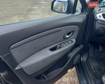 Серый Рено Сценик, объемом двигателя 1.46 л и пробегом 250 тыс. км за 5999 $, фото 18 на Automoto.ua