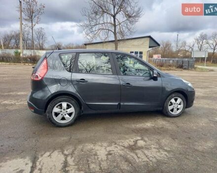 Серый Рено Сценик, объемом двигателя 1.46 л и пробегом 250 тыс. км за 5999 $, фото 9 на Automoto.ua