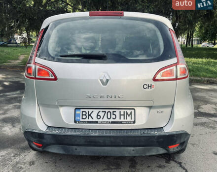 Рено Сценик 2010 в Ровно на Automoto.ua Серый Рено Сценик, объемом двигателя 1.4 л и пробегом 164 тыс. км за 5500 $, фото 6 на Automoto.ua