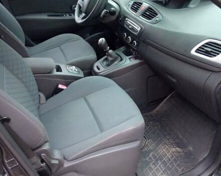 Серый Рено Сценик, объемом двигателя 1.46 л и пробегом 245 тыс. км за 7300 $, фото 5 на Automoto.ua