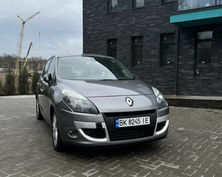 Сірий Рено Сценік, об'ємом двигуна 2 л та пробігом 255 тис. км за 8300 $, фото 4 на Automoto.ua