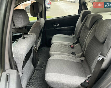 Серый Рено Сценик, объемом двигателя 1.5 л и пробегом 237 тыс. км за 5800 $, фото 25 на Automoto.ua