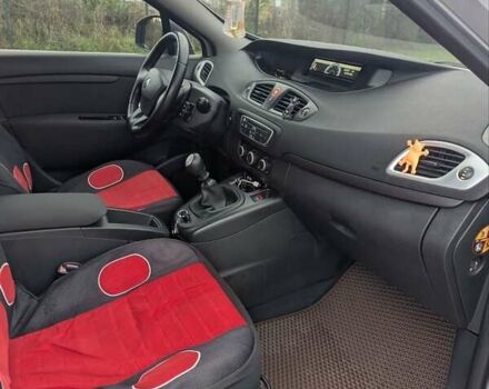 Серый Рено Сценик, объемом двигателя 1.46 л и пробегом 264 тыс. км за 7000 $, фото 12 на Automoto.ua