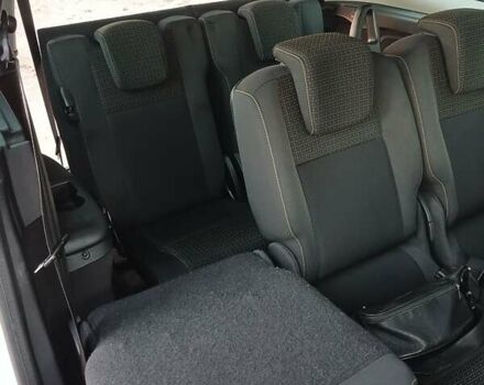 Рено Сценик 2010 в Млынове на Automoto.ua Серый Рено Сценик, объемом двигателя 1.5 л и пробегом 331 тыс. км за 7000 $, фото 11 на Automoto.ua