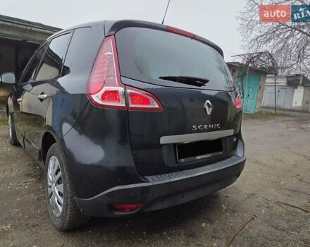Серый Рено Сценик, объемом двигателя 1.5 л и пробегом 145 тыс. км за 8100 $, фото 4 на Automoto.ua
