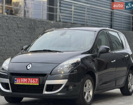 Серый Рено Сценик, объемом двигателя 1.5 л и пробегом 239 тыс. км за 6850 $, фото 2 на Automoto.ua