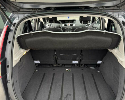 Серый Рено Сценик, объемом двигателя 1.6 л и пробегом 210 тыс. км за 7500 $, фото 37 на Automoto.ua