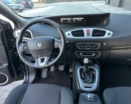 Сірий Рено Сценік, об'ємом двигуна 1.4 л та пробігом 179 тис. км за 6399 $, фото 9 на Automoto.ua