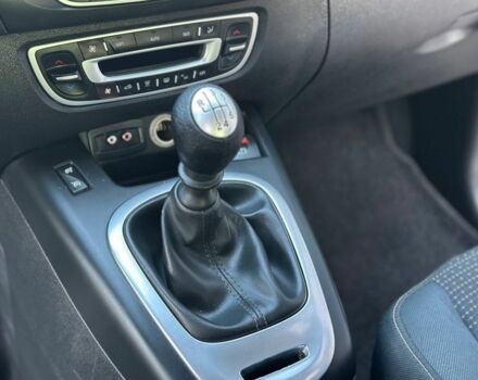 Сірий Рено Сценік, об'ємом двигуна 1.4 л та пробігом 179 тис. км за 6399 $, фото 23 на Automoto.ua