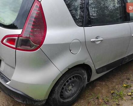 Рено Сценик 2010 в Калуше на Automoto.ua Серый Рено Сценик, объемом двигателя 1.5 л и пробегом 732 тыс. км за 2500 $, фото 2 на Automoto.ua