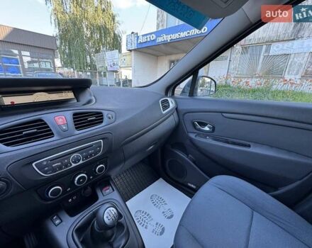 Сірий Рено Сценік, об'ємом двигуна 1.5 л та пробігом 179 тис. км за 9200 $, фото 20 на Automoto.ua