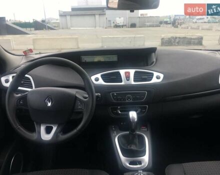 Сірий Рено Сценік, об'ємом двигуна 2 л та пробігом 256 тис. км за 7500 $, фото 8 на Automoto.ua