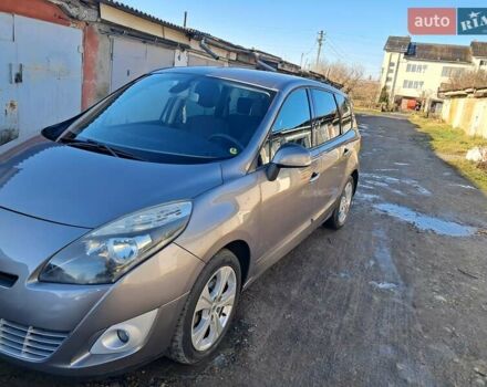 Серый Рено Сценик, объемом двигателя 1.9 л и пробегом 220 тыс. км за 6500 $, фото 2 на Automoto.ua