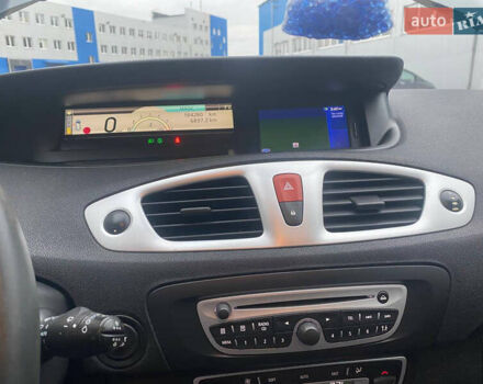 Сірий Рено Сценік, об'ємом двигуна 1.9 л та пробігом 184 тис. км за 7800 $, фото 18 на Automoto.ua