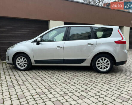 Серый Рено Сценик, объемом двигателя 1.5 л и пробегом 164 тыс. км за 6899 $, фото 4 на Automoto.ua