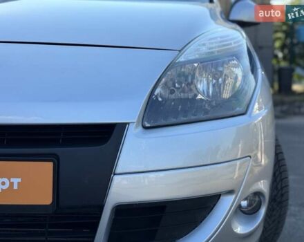 Сірий Рено Сценік, об'ємом двигуна 1.5 л та пробігом 179 тис. км за 9200 $, фото 10 на Automoto.ua