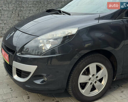 Серый Рено Сценик, объемом двигателя 1.5 л и пробегом 239 тыс. км за 6850 $, фото 8 на Automoto.ua