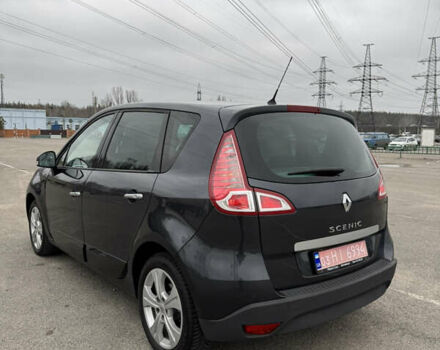 Серый Рено Сценик, объемом двигателя 1.6 л и пробегом 210 тыс. км за 7500 $, фото 11 на Automoto.ua