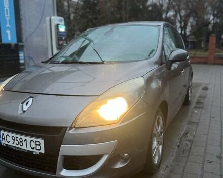 Серый Рено Сценик, объемом двигателя 1.87 л и пробегом 215 тыс. км за 6000 $, фото 2 на Automoto.ua