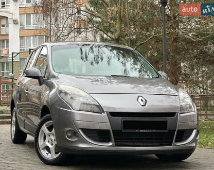 Серый Рено Сценик, объемом двигателя 1.5 л и пробегом 237 тыс. км за 5800 $, фото 4 на Automoto.ua