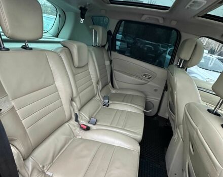 Сірий Рено Сценік, об'ємом двигуна 1.5 л та пробігом 262 тис. км за 7400 $, фото 10 на Automoto.ua