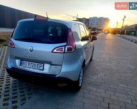 Серый Рено Сценик, объемом двигателя 1.5 л и пробегом 309 тыс. км за 6300 $, фото 5 на Automoto.ua