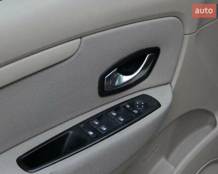 Сірий Рено Сценік, об'ємом двигуна 1.6 л та пробігом 217 тис. км за 6300 $, фото 11 на Automoto.ua