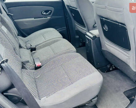 Серый Рено Сценик, объемом двигателя 1.5 л и пробегом 234 тыс. км за 7300 $, фото 20 на Automoto.ua