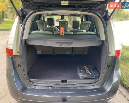 Рено Сценік 2011 у Рівному на Automoto.ua Сірий Рено Сценік, об'ємом двигуна 1.6 л та пробігом 214 тис. км за 6450 $, фото 20 на Automoto.ua