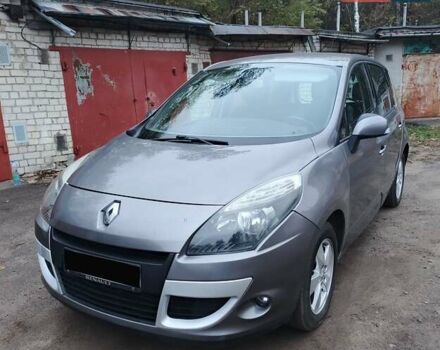 Серый Рено Сценик, объемом двигателя 1.5 л и пробегом 222 тыс. км за 7000 $, фото 2 на Automoto.ua
