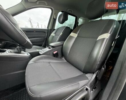 Сірий Рено Сценік, об'ємом двигуна 1.6 л та пробігом 233 тис. км за 8300 $, фото 32 на Automoto.ua