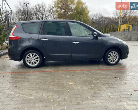 Серый Рено Сценик, объемом двигателя 1.6 л и пробегом 215 тыс. км за 6350 $, фото 4 на Automoto.ua