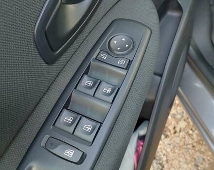 Серый Рено Сценик, объемом двигателя 1.6 л и пробегом 166 тыс. км за 7700 $, фото 14 на Automoto.ua