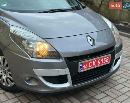Сірий Рено Сценік, об'ємом двигуна 1.5 л та пробігом 236 тис. км за 6999 $, фото 2 на Automoto.ua