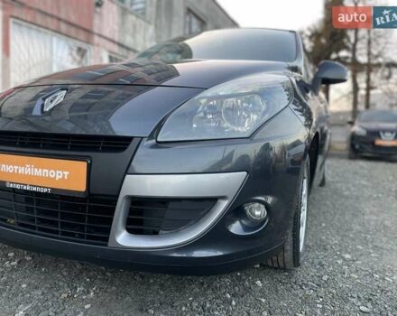 Серый Рено Сценик, объемом двигателя 1.6 л и пробегом 241 тыс. км за 7500 $, фото 13 на Automoto.ua