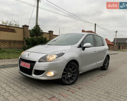 Серый Рено Сценик, объемом двигателя 1.5 л и пробегом 209 тыс. км за 7400 $, фото 10 на Automoto.ua