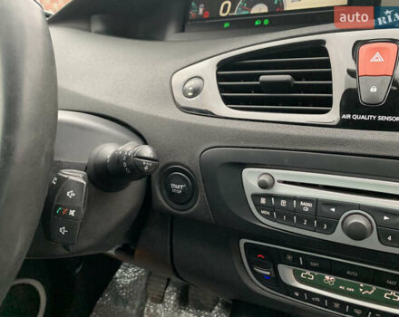 Серый Рено Сценик, объемом двигателя 1.5 л и пробегом 209 тыс. км за 7400 $, фото 22 на Automoto.ua