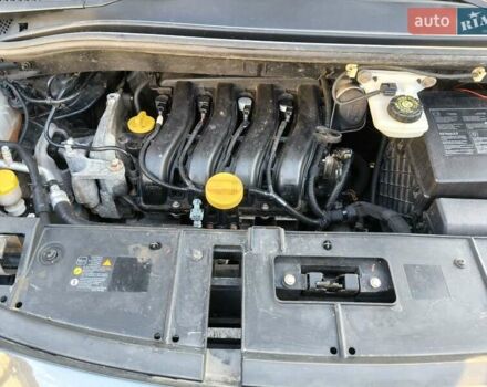 Серый Рено Сценик, объемом двигателя 1.6 л и пробегом 206 тыс. км за 7500 $, фото 7 на Automoto.ua