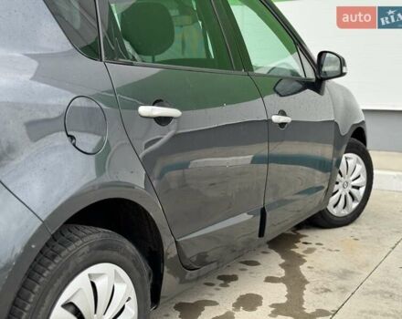 Сірий Рено Сценік, об'ємом двигуна 1.6 л та пробігом 233 тис. км за 8300 $, фото 18 на Automoto.ua