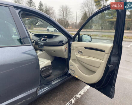 Сірий Рено Сценік, об'ємом двигуна 1.6 л та пробігом 215 тис. км за 6350 $, фото 14 на Automoto.ua